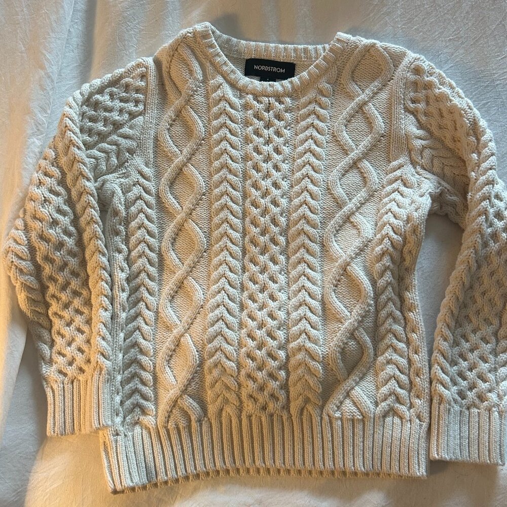 White Size 6 Nordstrom cable knit sweater